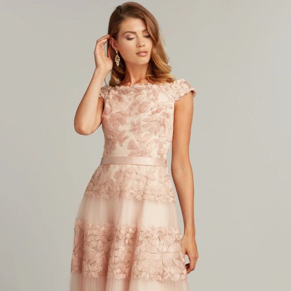 Tadashi Shoji  Pink Lace  Tea Length Dress - Size 12 - Picture 2 of 5